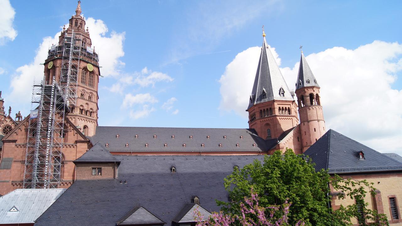 Hof Ehrenfels Hotel Mainz Luaran gambar